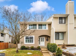 18511 Eagles Roost Dr, Germantown, MD 20874