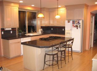 5446 174th Pl SE, Bellevue, WA 98006