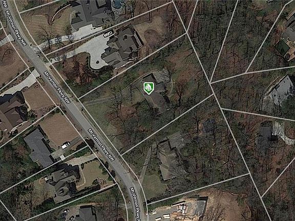 3rd image of 5425 Mount Vernon Pkwy NW