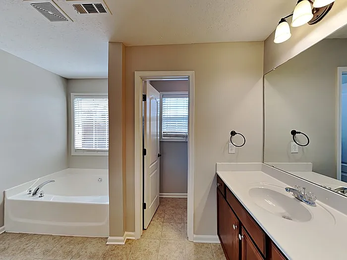 486 Astoria Way — Photo 13