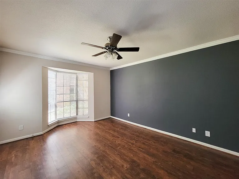 2255 Braeswood Park Dr #259 — Photo 8