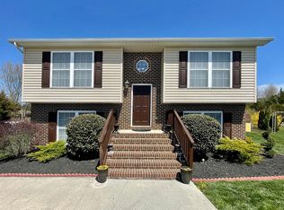196 Clara Ct, Harrisonburg, VA 22802