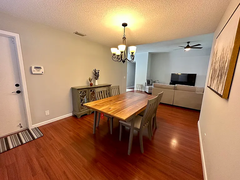 1000 Lake Breeze Dr — Photo 17