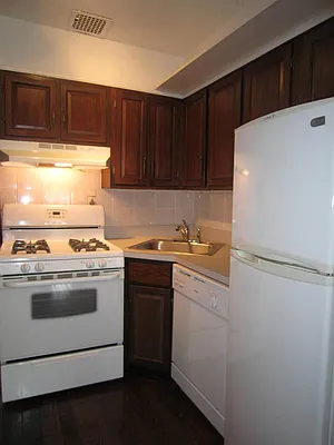 Rented by Town Residential | media 14