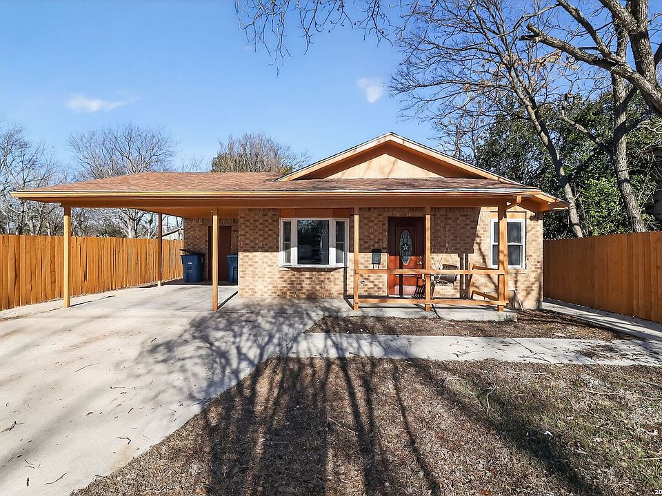 1st image of 404 Hugo