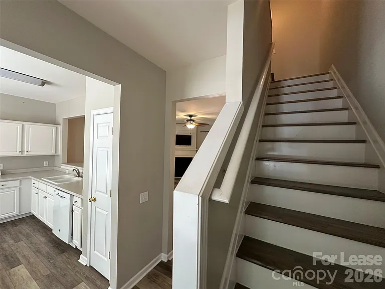 6626 Rothchild Dr — Photo 14