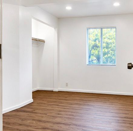 4th image of 2879 Payson Dr