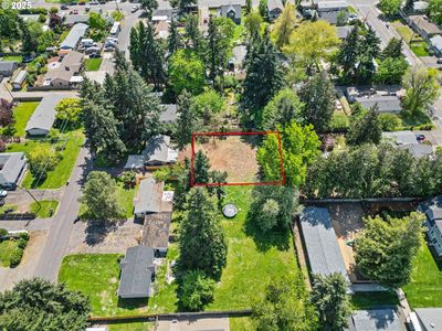 (Undisclosed Address), Eugene, OR, 97402