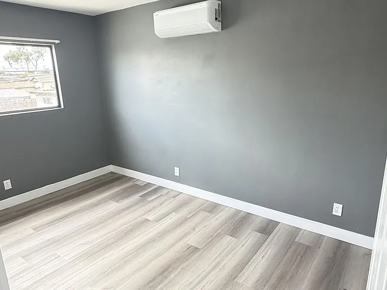 602 N Sloan Ave — Photo 4