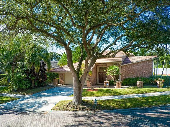 5th image of 6481 Timber Ln