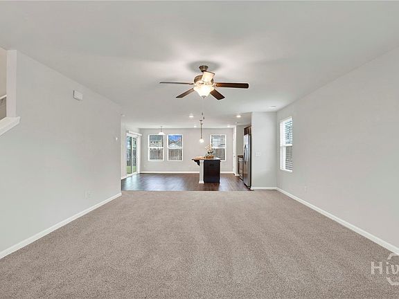 3rd image of 9 Newberry Drive