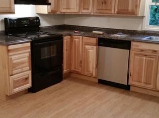 214 Chateau Ln, Butler, PA 16001