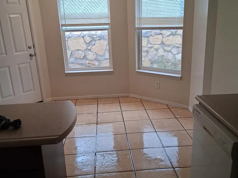 2807 Beachcomber Dr — Photo 12