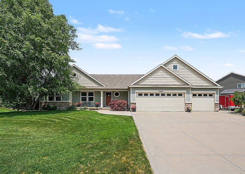 1st image of 15463 Woodrush Dr