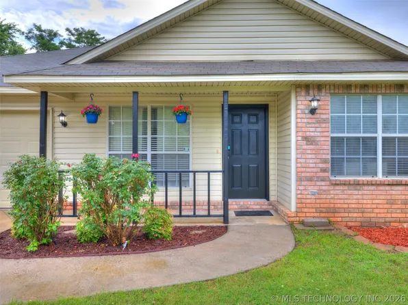 308 N Bristow Ave, Coweta, OK 74429