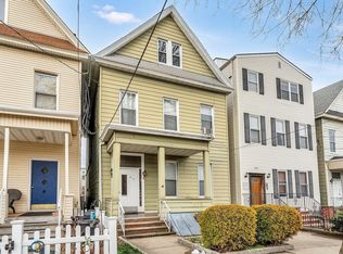 214 Dodd St, Weehawken, NJ 07086