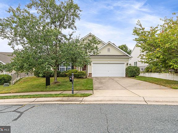 2nd image of 18 Castlewood Dr