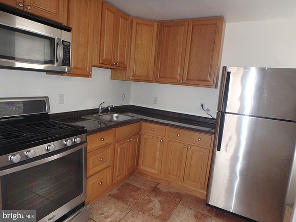 3rd image of 20 Glenrich Ave #5