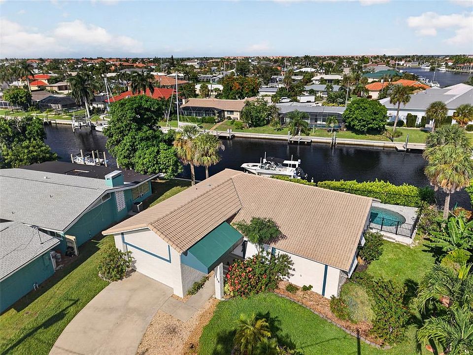 1st image of 125 DONNA COURT