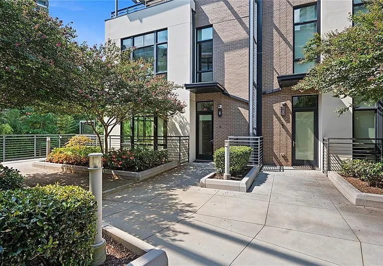 721 Longleaf Dr NE #6 — Photo 38
