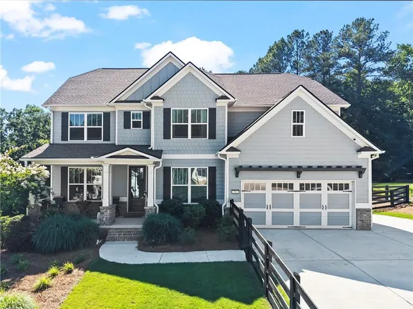 71 Riverwalk Manor Dr, Dallas, GA 30132