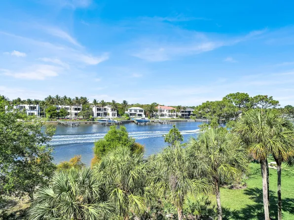 1001 Seafarer Circle #405, Jupiter, FL 33477