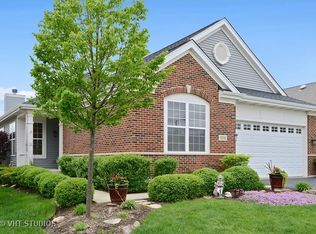 1376 Mansfield Dr, Aurora, IL