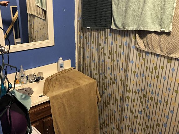 4th image of 9213 Leisure Ln