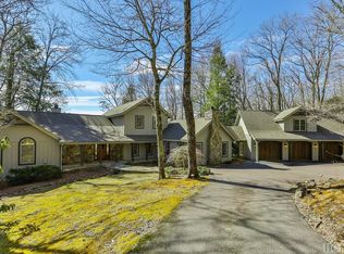 350 Crescent Trl, HIGHLANDS, NC 28741