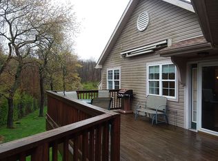 16 Cardinal Way, Fleetwood, PA 19522