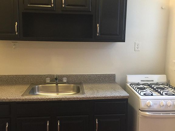 2nd image of 40 Lenox Ave APT 104