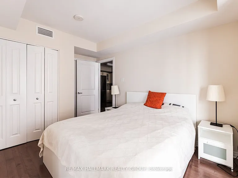 195 Besserer St #2106 — Photo 14