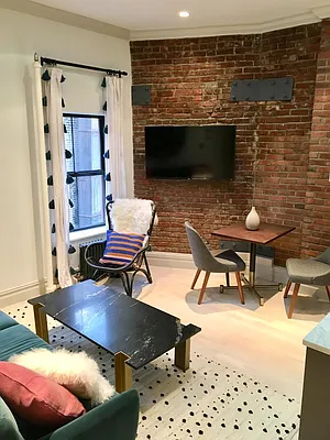 Rented by Voro New York | media 167