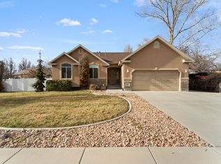 212 S 1100th St W, Lehi, UT 84043