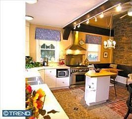 2nd image of 8038 Crittenden St