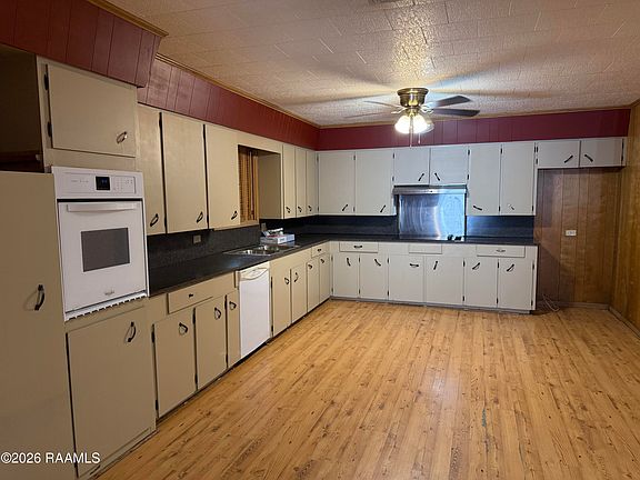 4th image of 1016 School St