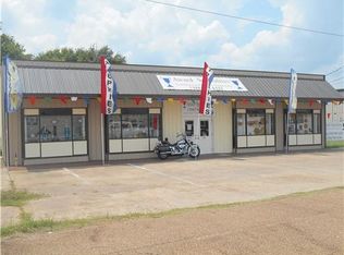 2100 N Macarthur Dr, Alexandria, LA 71303