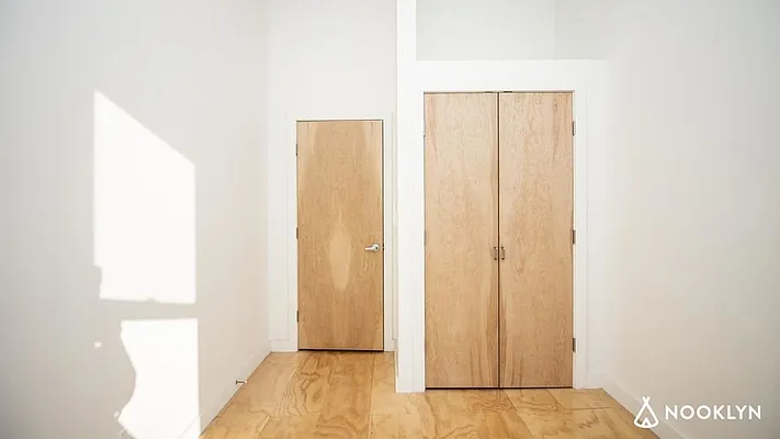 Rented by Nooklyn NYC LLC | media 30