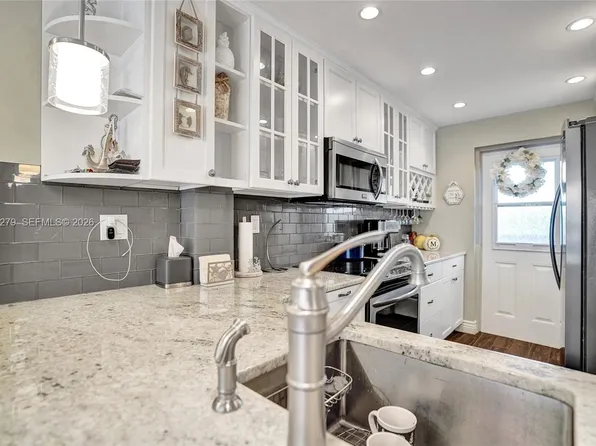 1301 E Hillsboro Blvd APT 307, Deerfield Beach, FL 33441