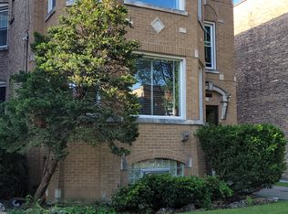 5228 W Hutchinson St, Chicago, IL 60641