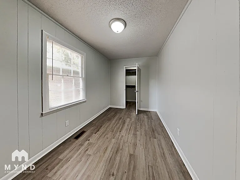 1830 20th Ave — Photo 18