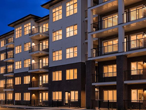 2nd image of 44 W Skyview Pkwy #2419