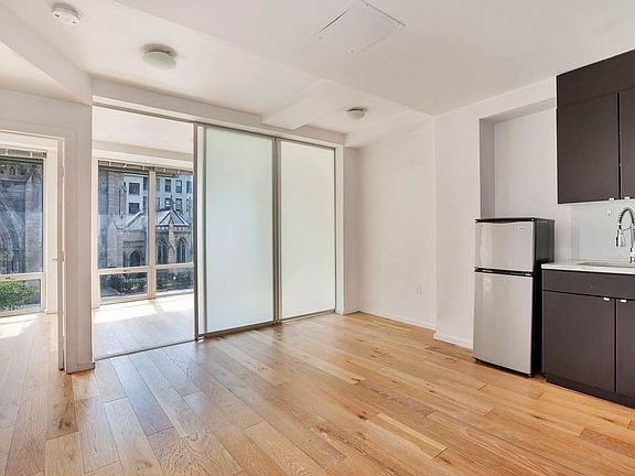 3rd image of 791 Broadway APT 301