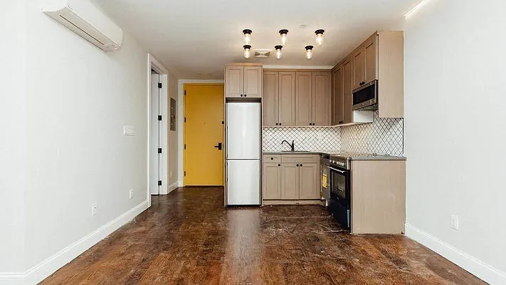 Rented by Blue Egg Realty Corp | media 3