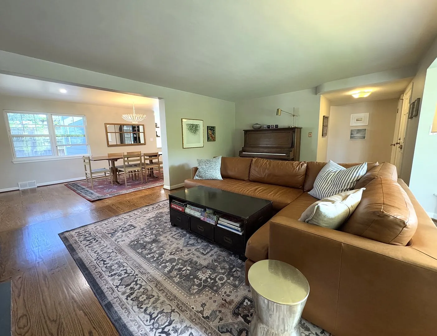 5Bd/4Ba Seattle Home — Photo 4