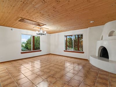 46 Estambre Rd, Santa Fe, NM, 87508