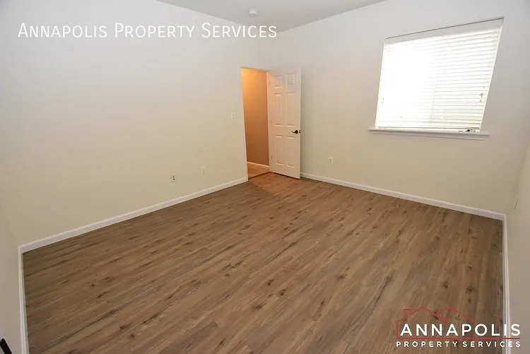 402 Saint Martins Choice Ln — Photo 26