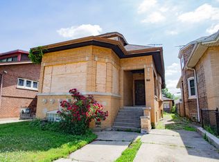 8255 S Saint Lawrence Ave, Chicago, IL 60619