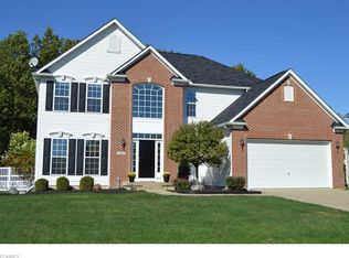 38488 Country Meadow Way, North Ridgeville, OH 44039