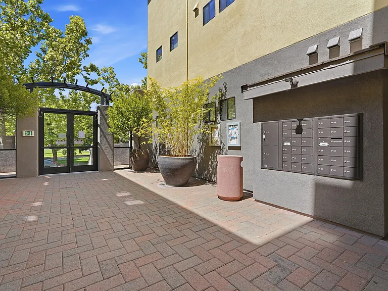 800 N 8th St #129 — Photo 7
